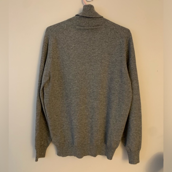 New without tag Brunello Cucunelli men’s turtleneck cashmere sweater. - Picture 2 of 11